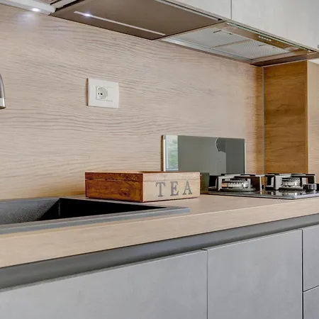 San Giovanni Cozy - And Apartman *