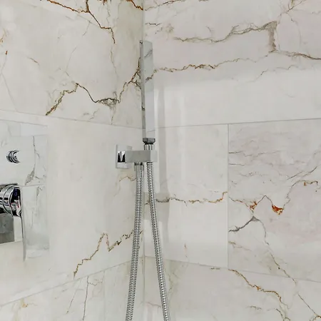 San Giovanni Cozy - And